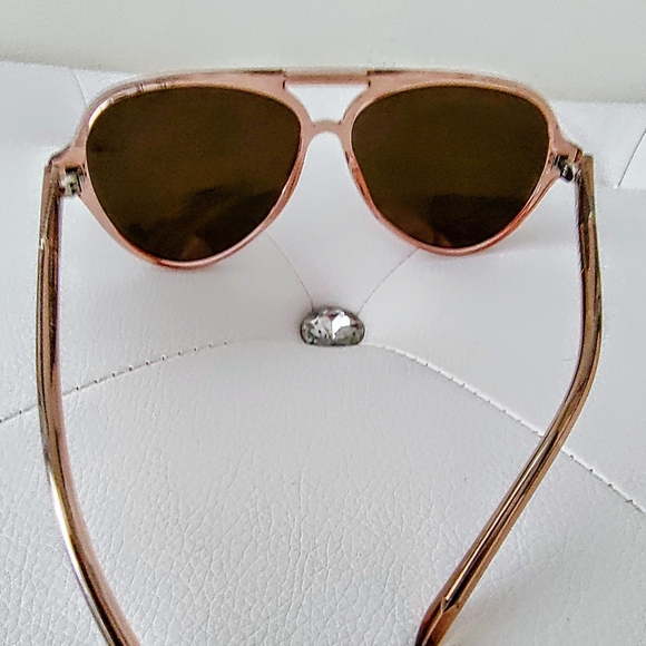 ~~BLENDERS🩷Skyway Sunglasses~~ - Picture 6 of 15